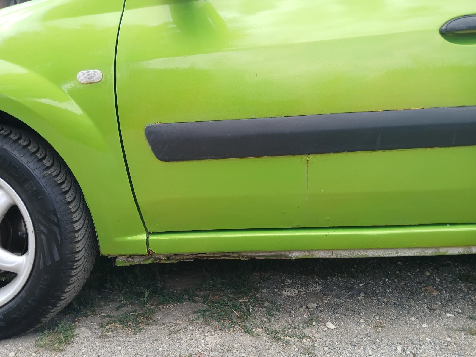 Dacia Logan, снимка 4 - Автомобили и джипове - 55681126
