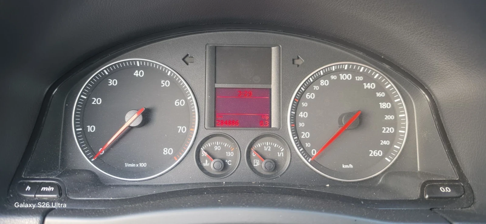 VW Golf 1.6, снимка 12 - Автомобили и джипове - 56524381