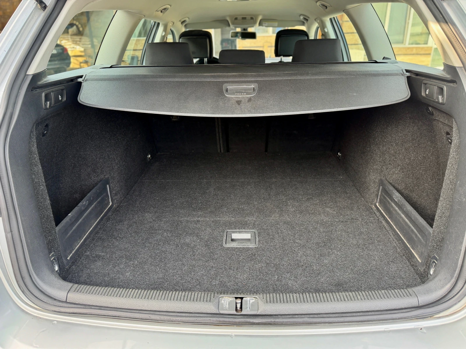 VW Passat 2.0 TDI BlueTech, снимка 13 - Автомобили и джипове - 56662458