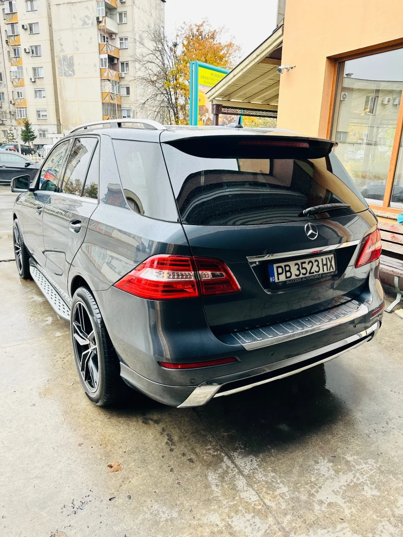 Mercedes-Benz ML 350, снимка 4 - Автомобили и джипове - 48398810