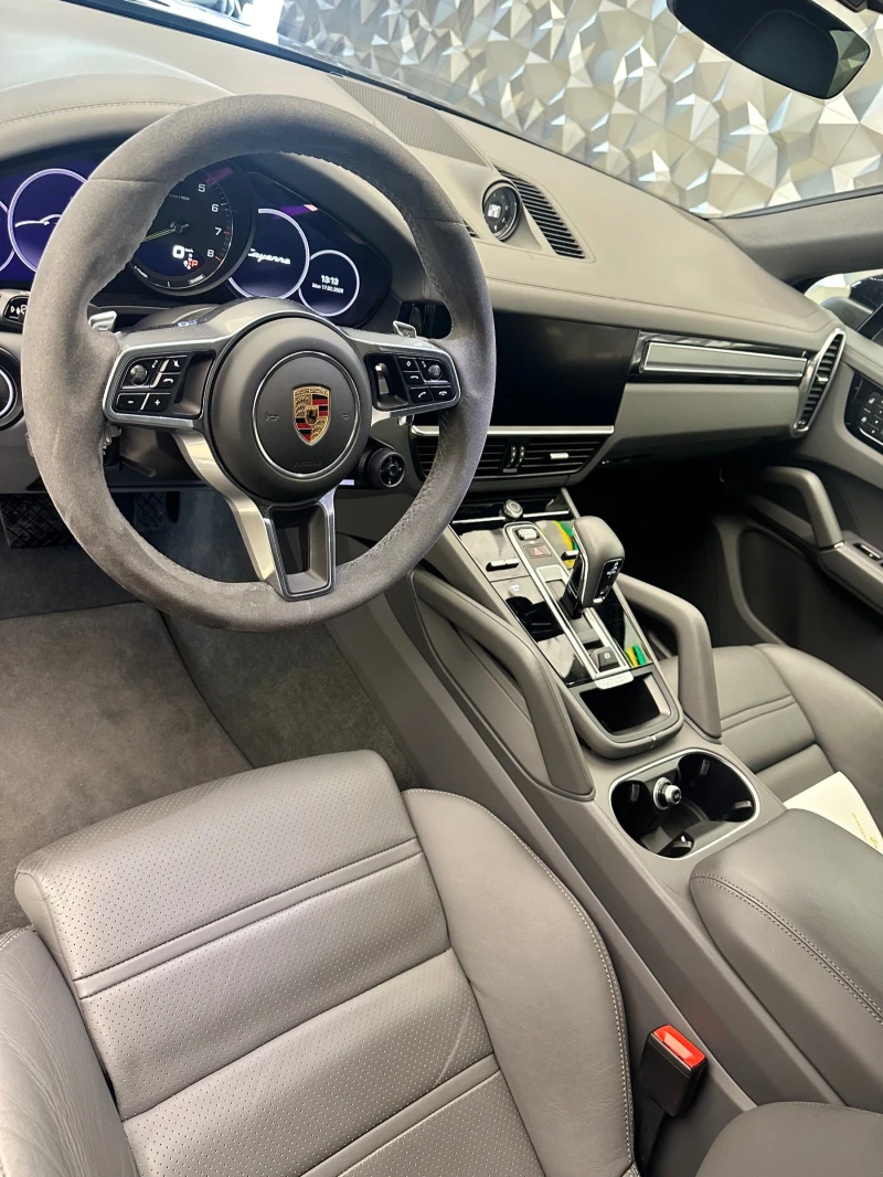 Porsche Cayenne Cayenne Coupe E-Hybrid Platinum Edition , снимка 13 - Автомобили и джипове - 49169313