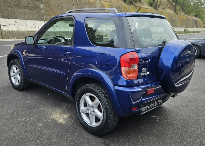 Toyota Rav4 2.0 D4D 4x4 , снимка 6 - Автомобили и джипове - 52042294