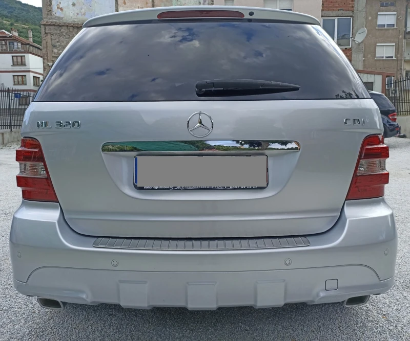 Mercedes-Benz ML 320, снимка 10 - Автомобили и джипове - 52637707
