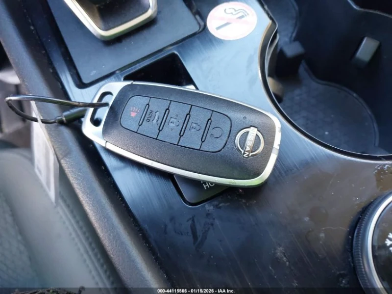 Nissan Rogue SV INTELLIGENT, снимка 10 - Автомобили и джипове - 53417426