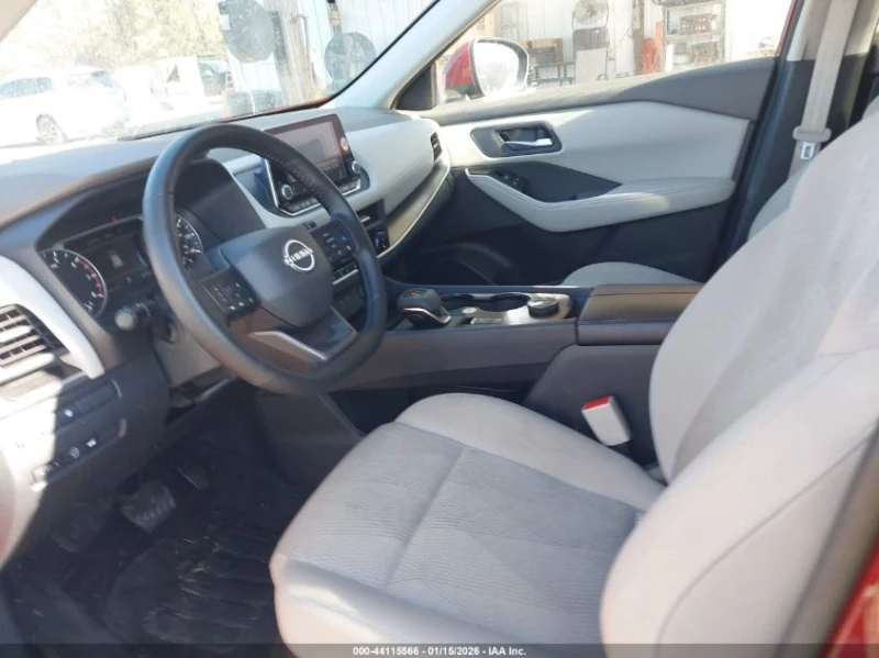 Nissan Rogue SV INTELLIGENT, снимка 9 - Автомобили и джипове - 53417426