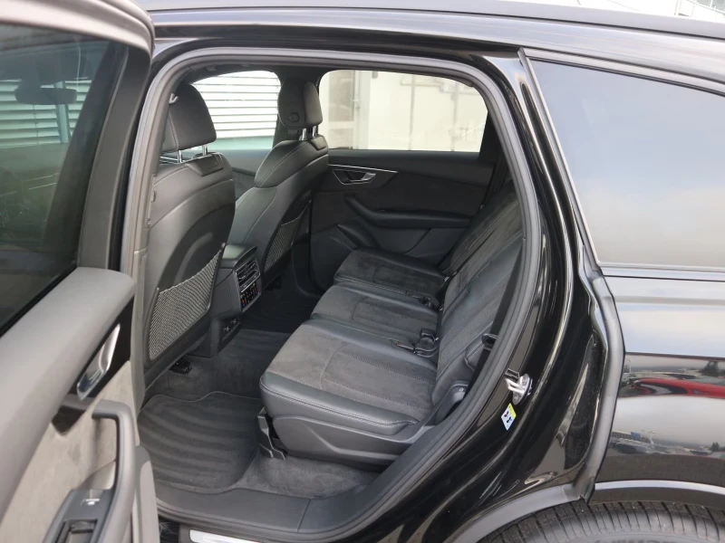 Audi Q7 50TDI/S-LINE/286HP/HUD/PANO/360/LED/956v, снимка 11 - Автомобили и джипове - 53523149