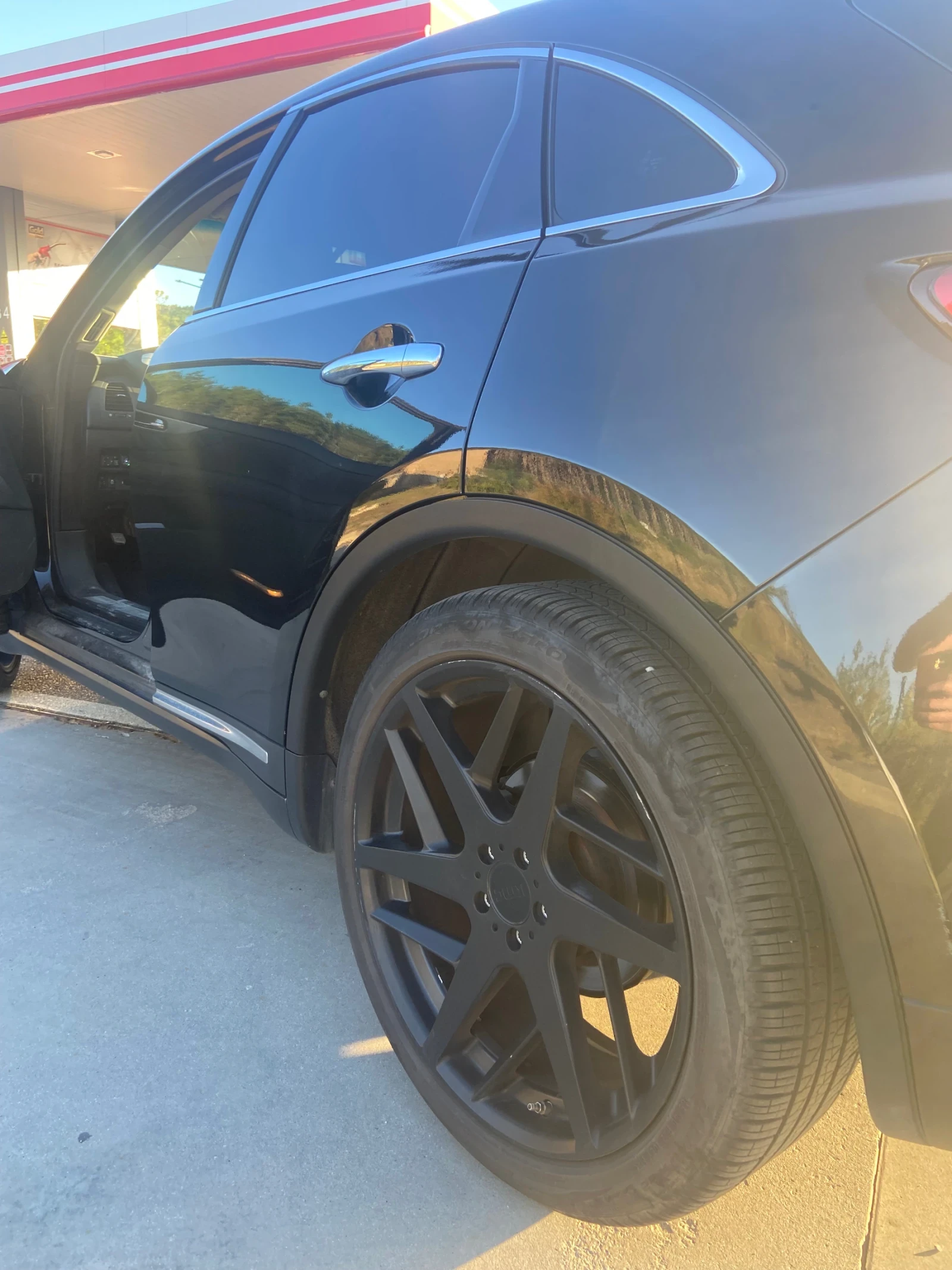 Infiniti QX70 3.7 - изображение 8