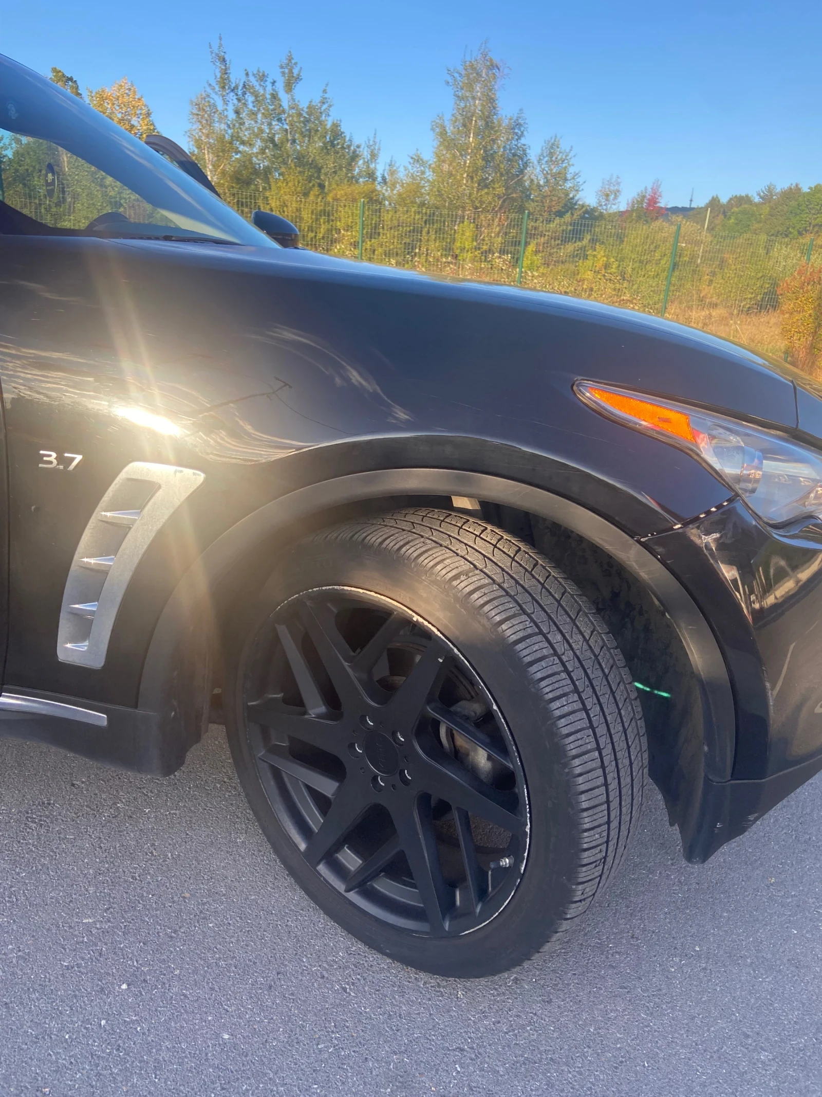 Infiniti QX70 3.7 - изображение 9