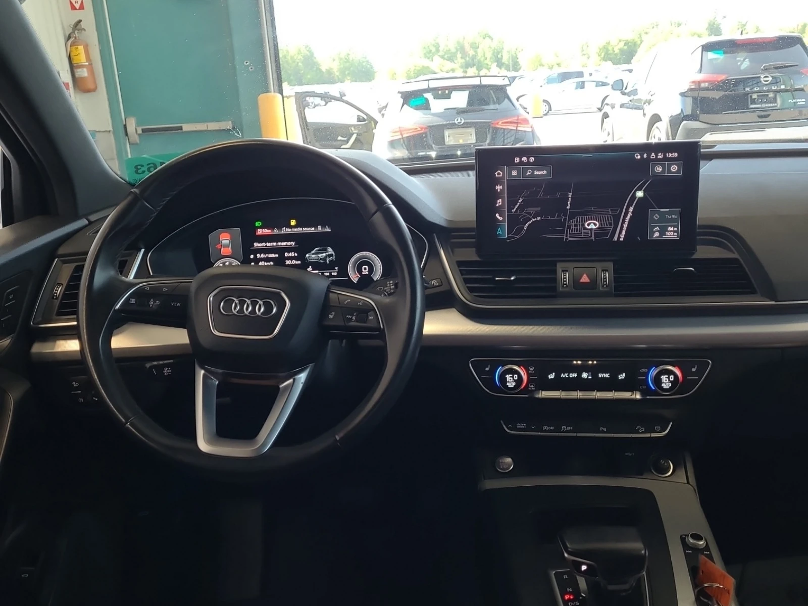 Audi Q5 PROGRESSIV* CARFAX* АВТОФИНАНСИРАНЕ*  - изображение 5