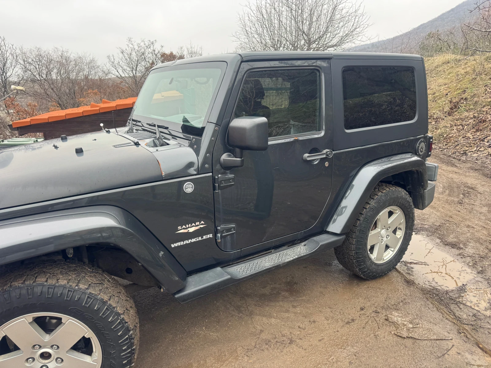 Jeep Wrangler 3.8 Sahara - изображение 6