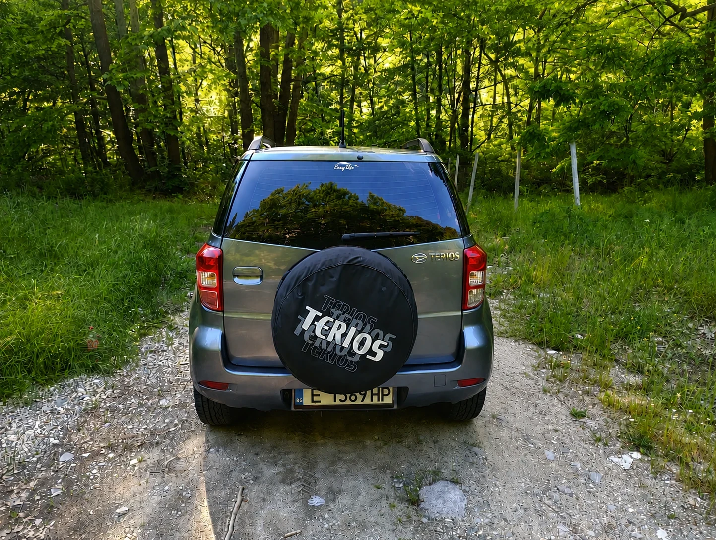 Daihatsu Terios 1.3 Газ 4х4, снимка 5 - Автомобили и джипове - 54597659