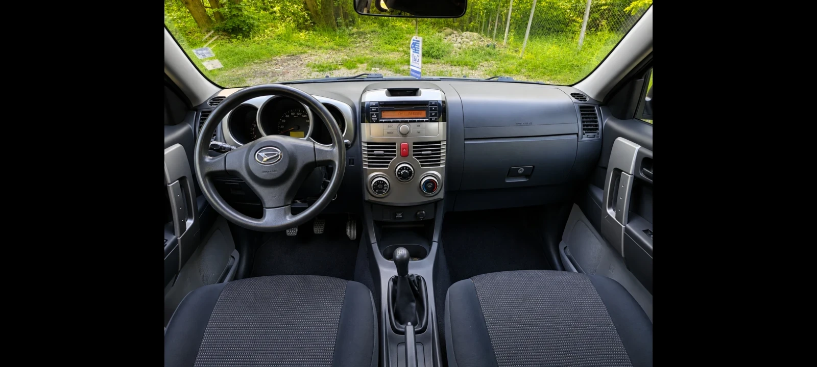 Daihatsu Terios 1.3 Газ 4х4, снимка 8 - Автомобили и джипове - 54597659