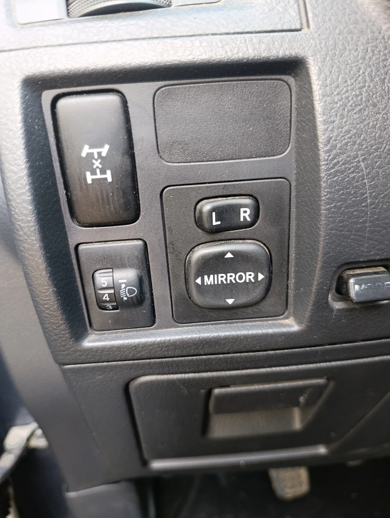 Daihatsu Terios 1.3 Газ 4х4, снимка 9 - Автомобили и джипове - 54597659