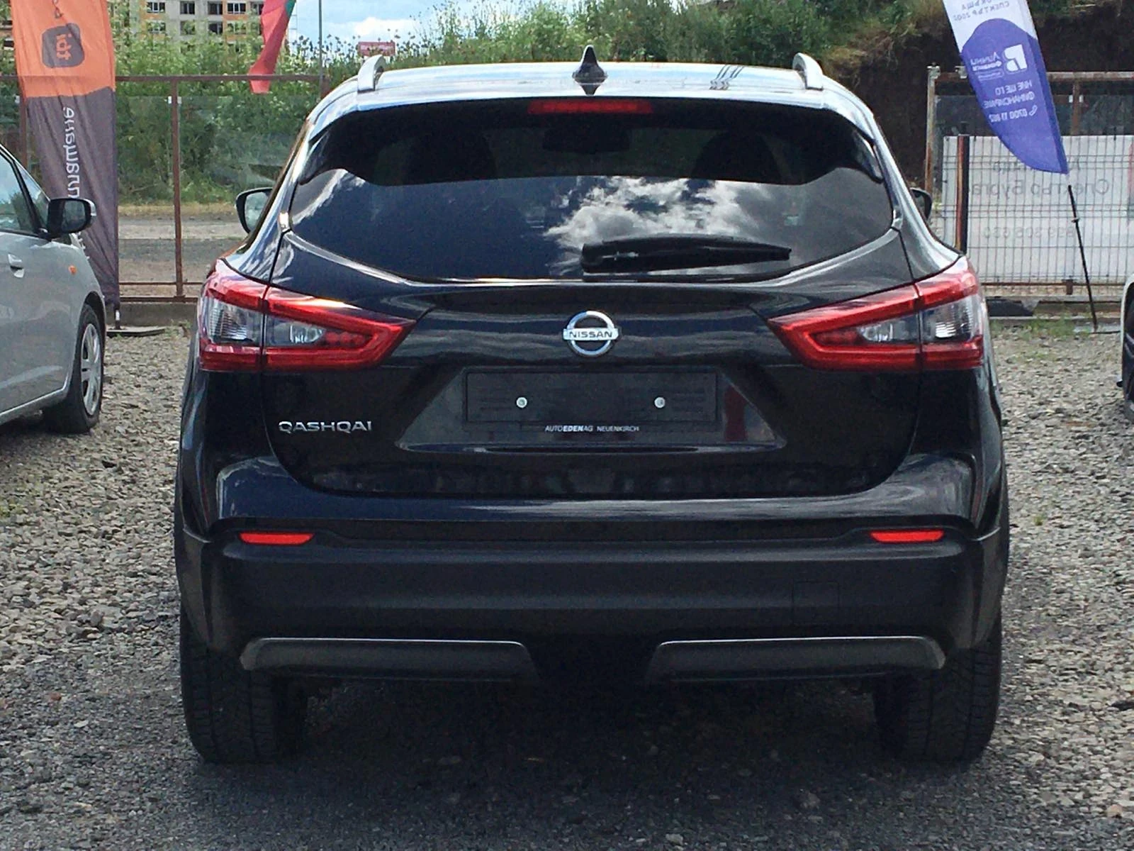 Nissan Qashqai 1.3i Tekna+ CH, снимка 4 - Автомобили и джипове - 54715324