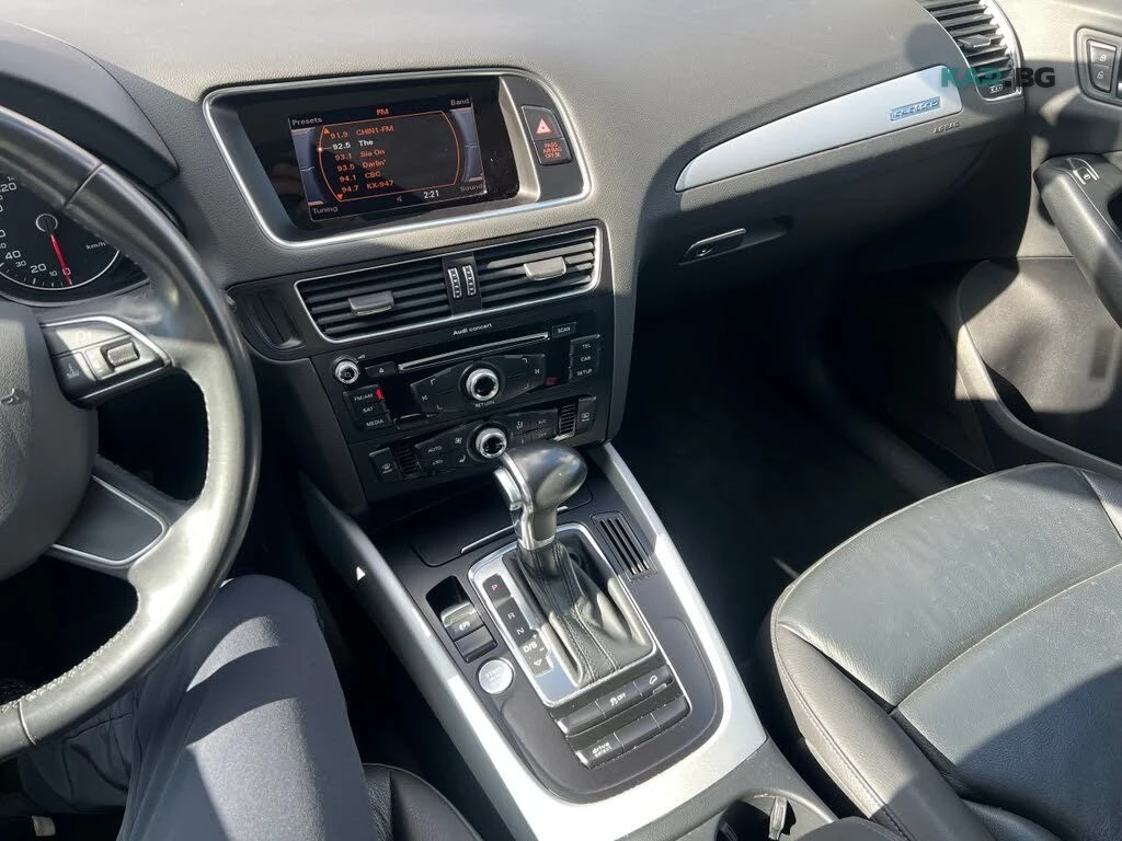 Audi Q5 QUATTRO* KOMFORT* KEYLESS АвтоКредит(ЦЕНА ДО БГ), снимка 9 - Автомобили и джипове - 54790475
