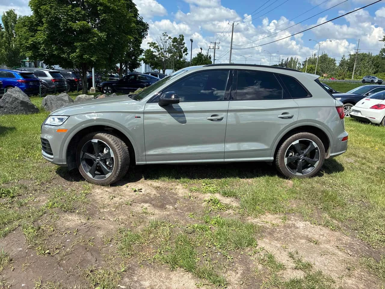 Audi Q5 * PROGRESSIV * ПОДГРЕВИ * CARFAX * ПАНО * , снимка 2 - Автомобили и джипове - 55015440