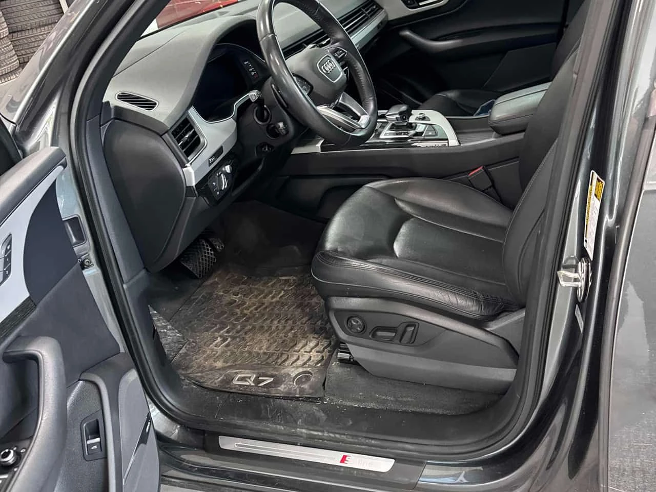 Audi Q7 * Technik * CARFAX * ОПЦИЯ ЗА ФИНАНСИРАНЕ , снимка 5 - Автомобили и джипове - 55436311