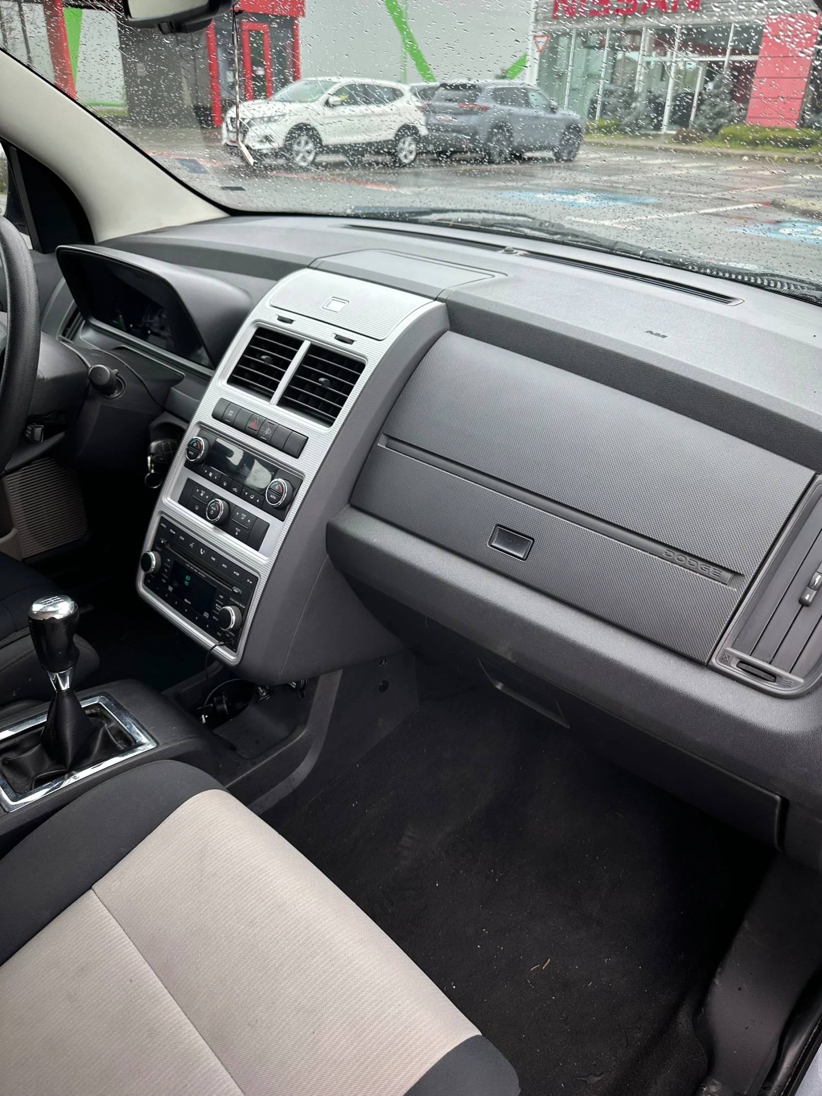 Dodge Journey 2.4 LPG, снимка 8 - Автомобили и джипове - 55667841