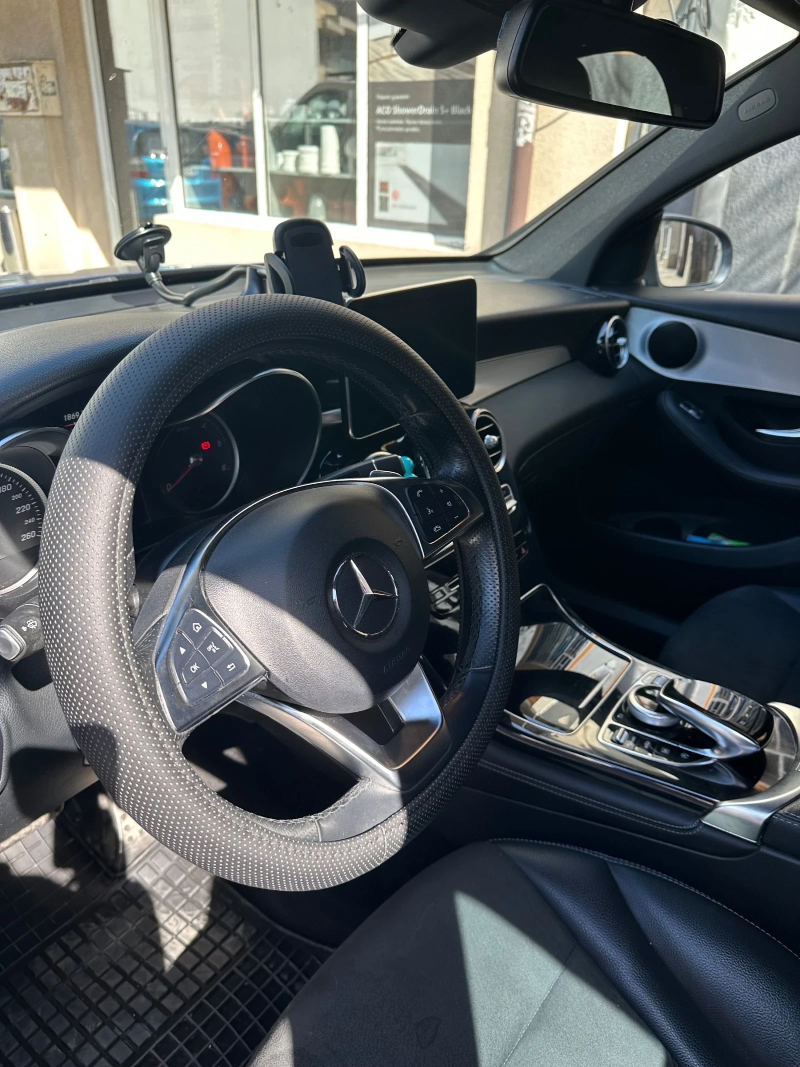 Mercedes-Benz GLC Coupe 250 d 4MATIC Coupe AMG Line, снимка 12 - Автомобили и джипове - 55792099