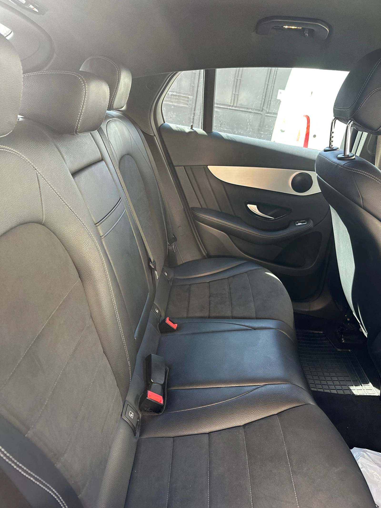 Mercedes-Benz GLC Coupe 250 d 4MATIC Coupe AMG Line, снимка 16 - Автомобили и джипове - 55792099