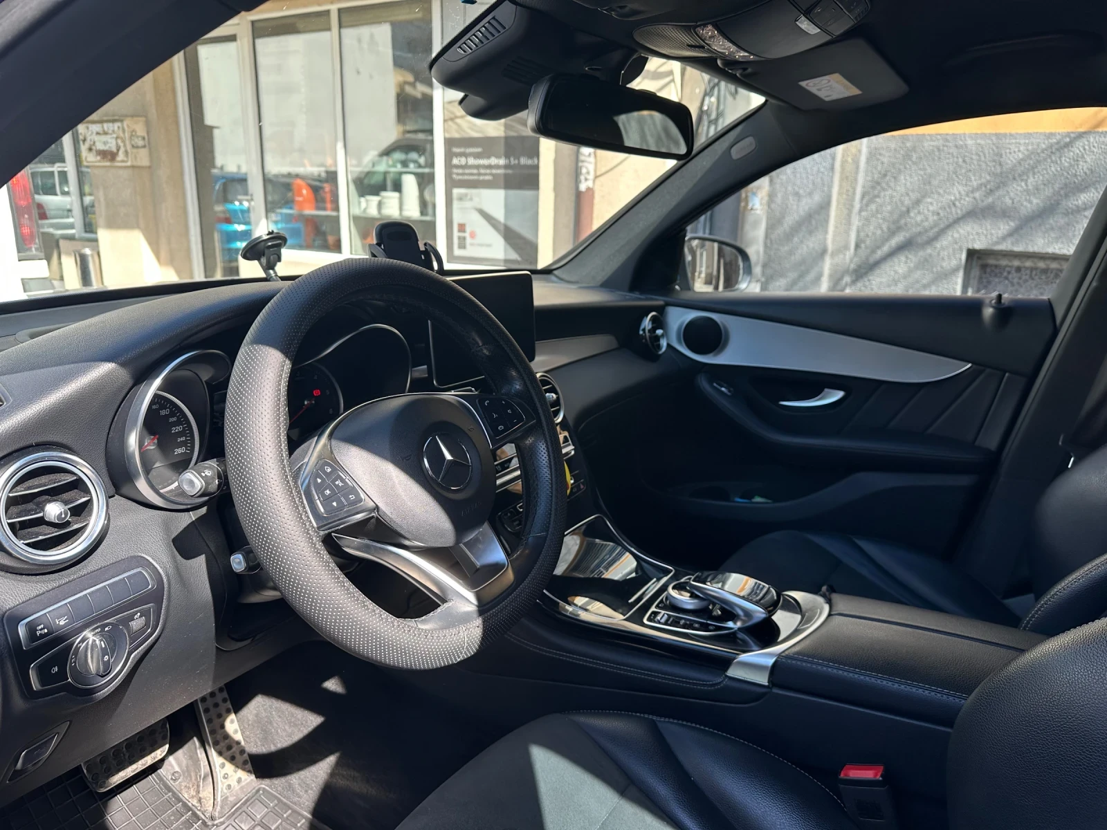 Mercedes-Benz GLC Coupe 250 d 4MATIC Coupe AMG Line, снимка 13 - Автомобили и джипове - 55792099
