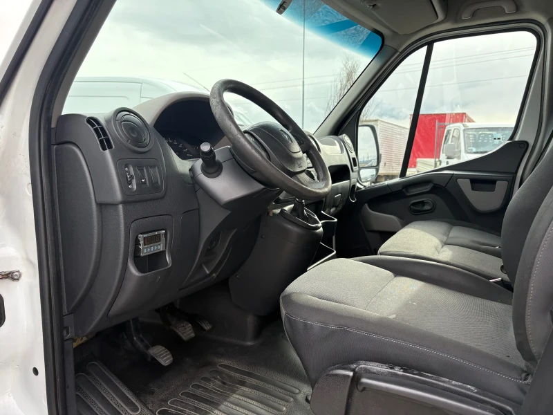 Renault Master Хладилен, снимка 12 - Бусове и автобуси - 53287895