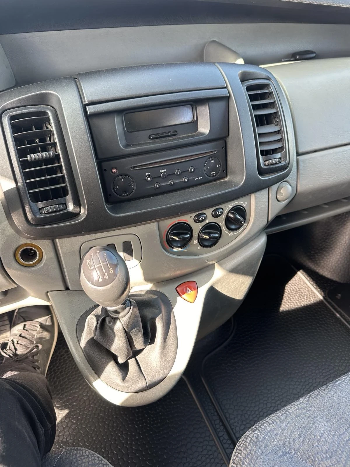 Renault Trafic | Mobile.bg   14