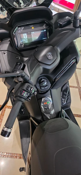Yamaha X-max TECH MAX+  | Auto.bg — изображение 4