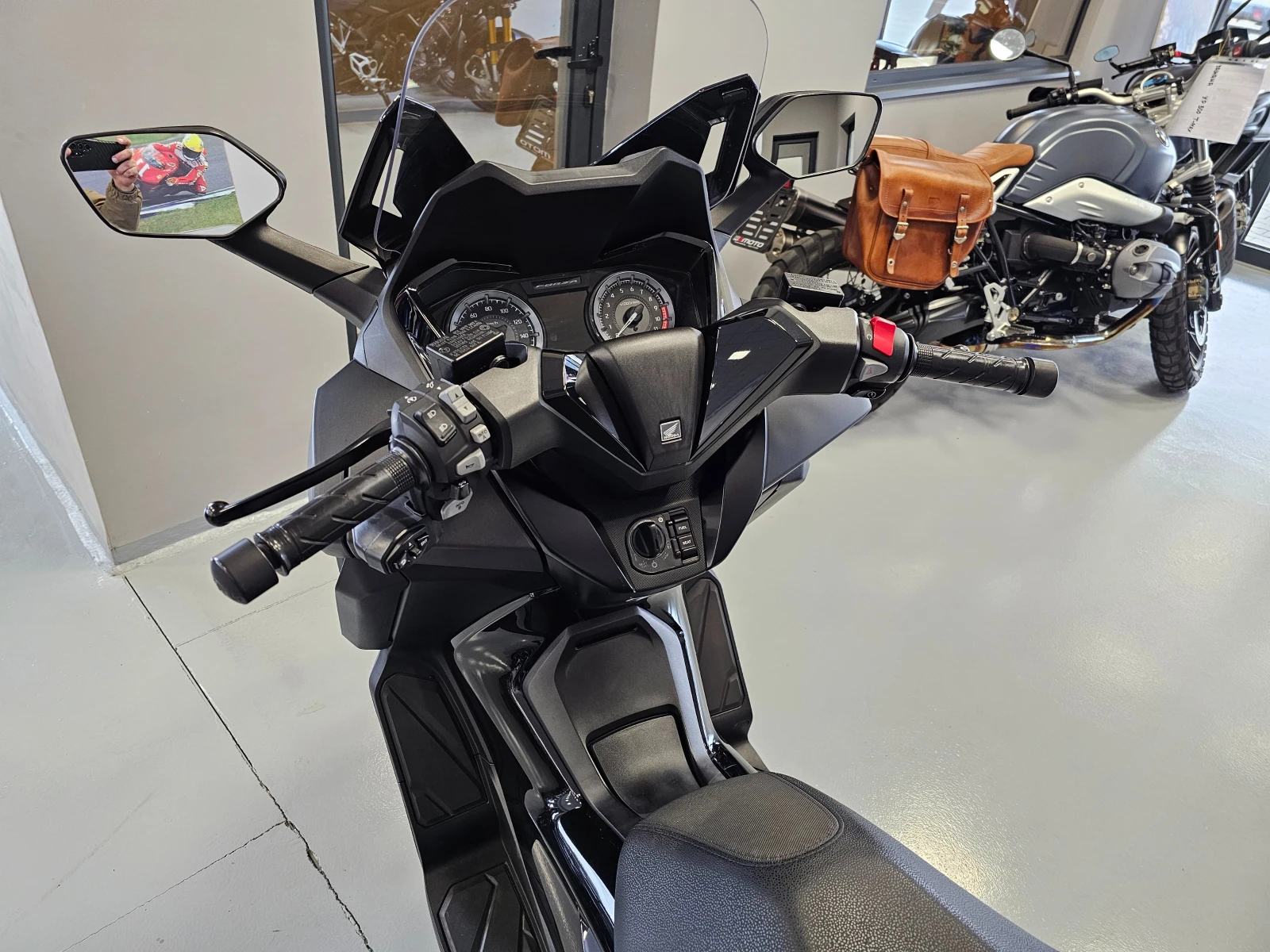 Honda Forza 350ie, ABS-TCS, Deluxe, 2023.! | Mobile.bg   11