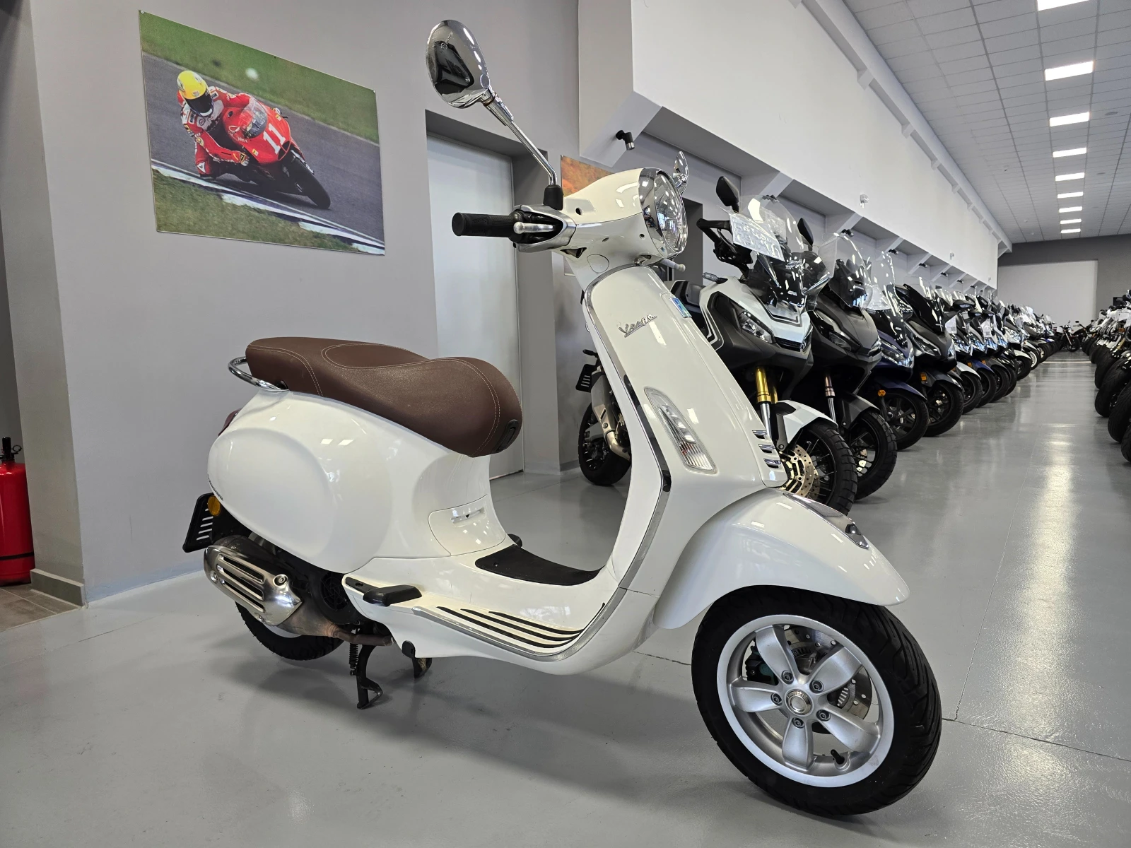 Vespa Primavera 125ie, 3V, ABS, 2017г. - изображение 2
