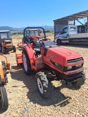 Трактор Kubota СКАЙТРАК , снимка 1