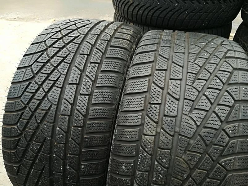 Гуми Зимни 285/40R19, снимка 2 - Гуми и джанти - 23684824