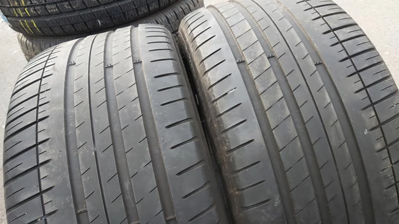 Гуми Летни 275/40R19, снимка 2 - Гуми и джанти - 27418067