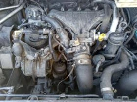 Citroen C4 Picasso 2.0 HDI НА ЧАСТИ, снимка 15