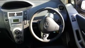 Toyota Yaris 1.3 VVTi - [16] 