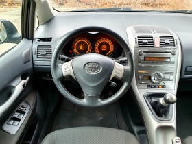 Toyota Auris 2.2D Keyless, снимка 9 - Автомобили и джипове - 44327333