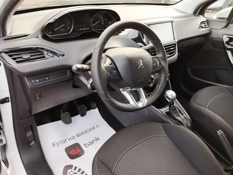 Peugeot 208 1.5 HDI FACELIFT, снимка 11 - Автомобили и джипове - 44514763