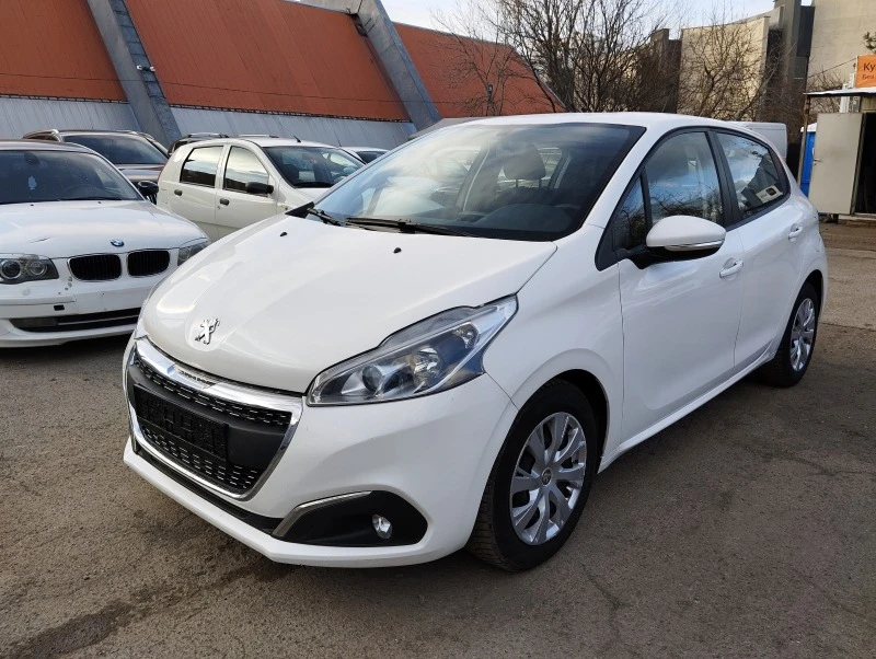 Peugeot 208 1.5 HDI FACELIFT, снимка 3 - Автомобили и джипове - 44514763