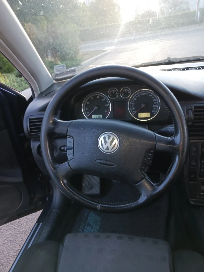 VW Passat 2.0  Б5.5, снимка 4 - Автомобили и джипове - 47419258