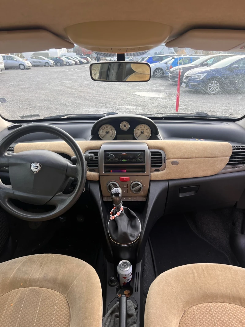 Lancia Ypsilon, снимка 10 - Автомобили и джипове - 48189389