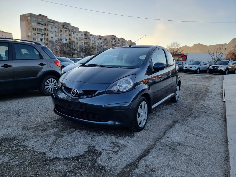 Toyota Aygo 1.4 HDI, снимка 2 - Автомобили и джипове - 48386959