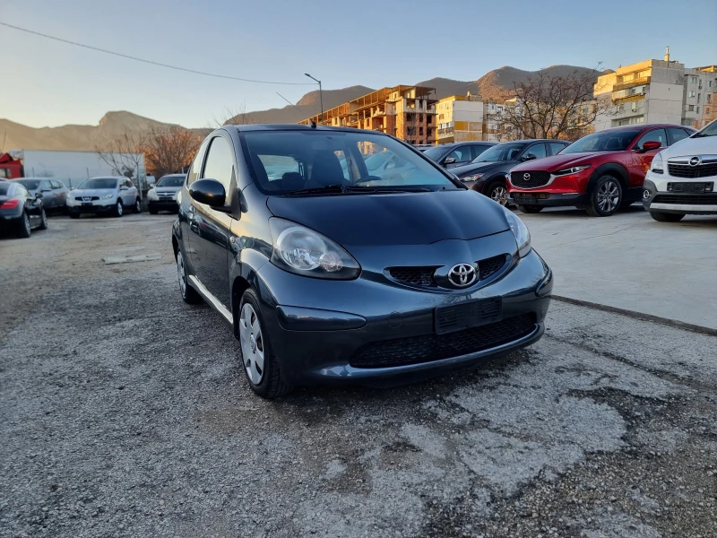 Toyota Aygo 1.4 HDI, снимка 9 - Автомобили и джипове - 48386959