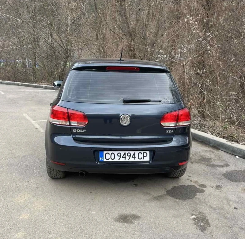 VW Golf, снимка 3 - Автомобили и джипове - 49025491