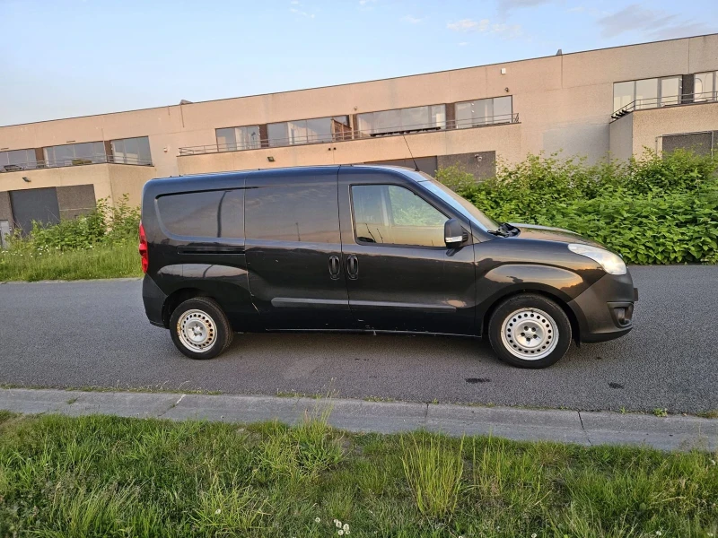 Opel Combo 1.6 D, снимка 4 - Автомобили и джипове - 49201575