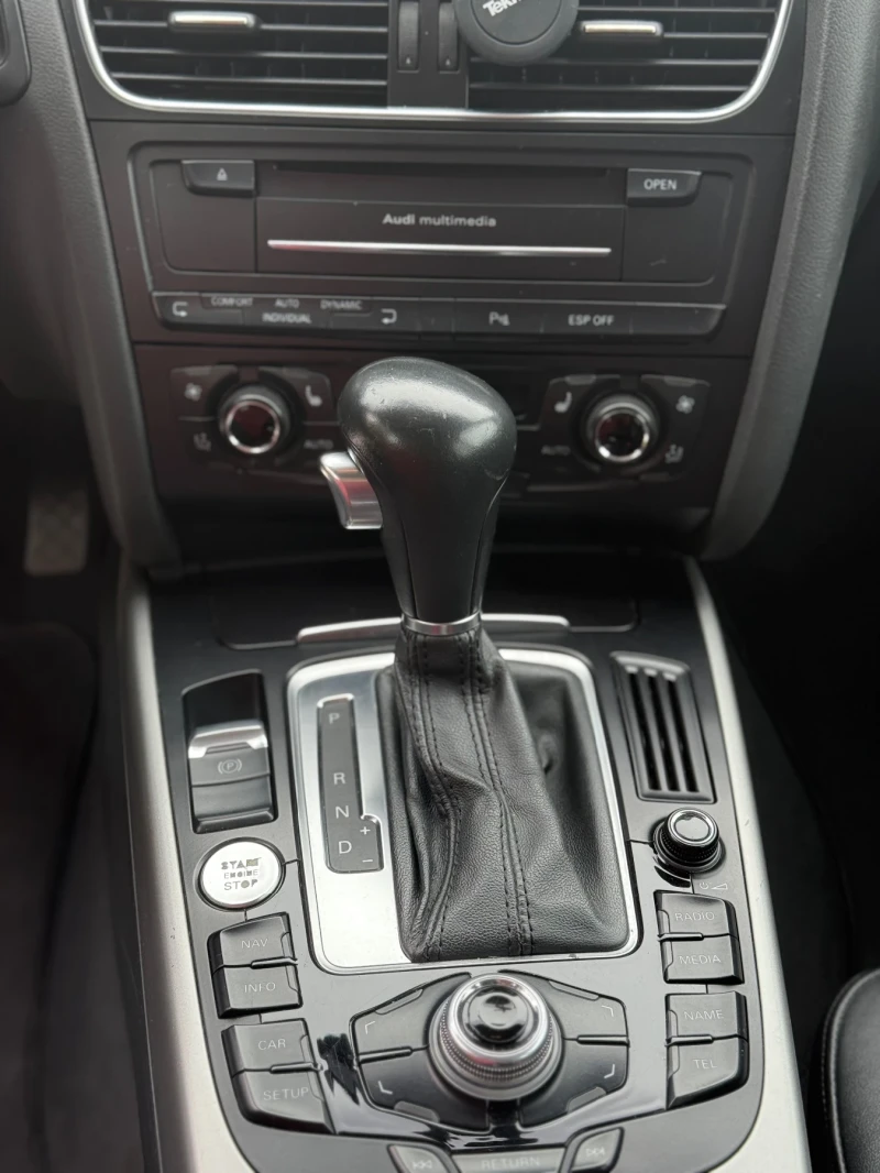 Audi A4 3.0TDI* DIS* ALCANTAR* KEYLESS* B&O, DRIVE SELECT*, снимка 10 - Автомобили и джипове - 52637378