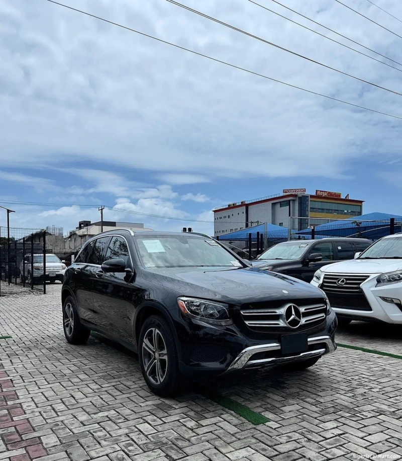 Mercedes-Benz GLC 300 300 4 matic, снимка 2 - Автомобили и джипове - 52549980
