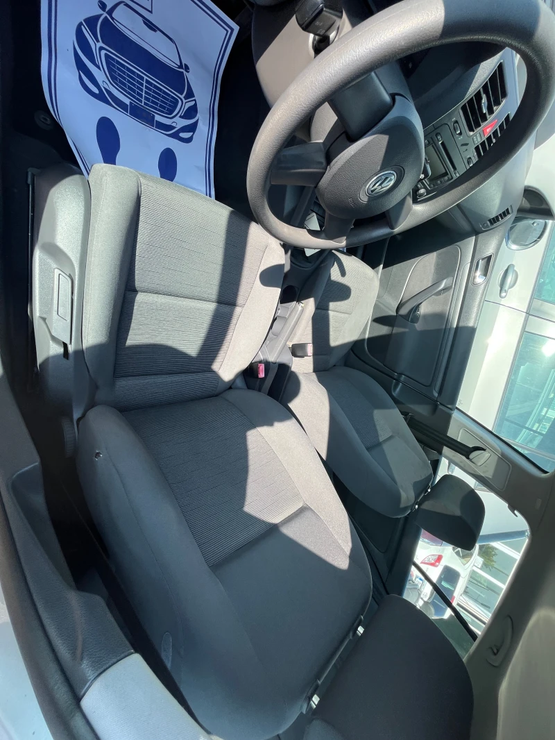 VW Golf 1.6 БЕНЗИН 102к.с, снимка 6 - Автомобили и джипове - 51484657