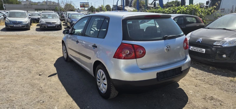 VW Golf 1.6 БЕНЗИН 102к.с, снимка 5 - Автомобили и джипове - 51484657