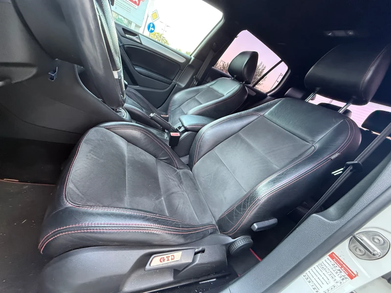 VW Golf 240кС* Rline* БАРТЕР* УНИКАТ* , снимка 11 - Автомобили и джипове - 51619541