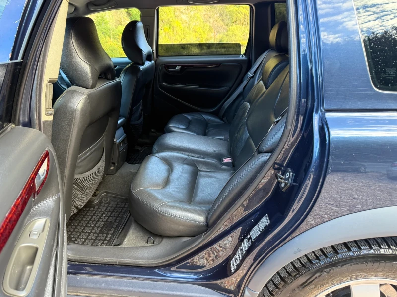 Volvo Xc70 D5 AWD , снимка 10 - Автомобили и джипове - 51968678